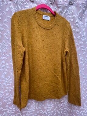 Old Navy Crewneck Sweater in Mustard with Speckled Texture